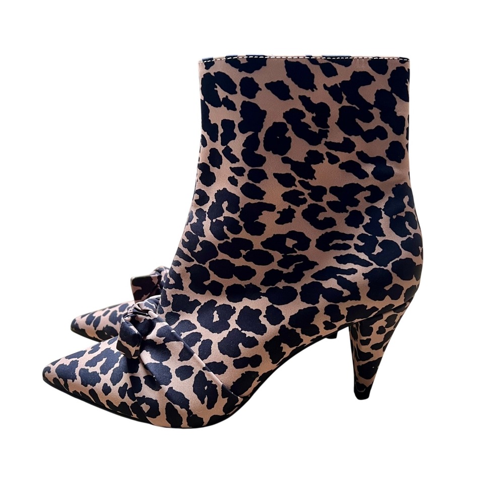 Isaac Mizrahi Tessa Animal Print Bow Ankle Boots Kitten Heel Tan Black 7.5